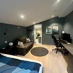Spacious, 3 Bedroom House With Parking Lägenhet Bergen