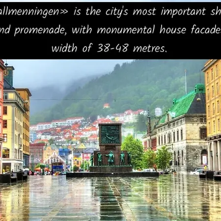 Lägenhet Spacious, 3 Bedroom House With Parking *