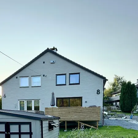 Spacious, 3 Bedroom House With Parking