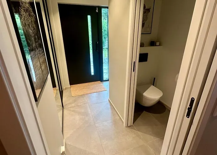 Spacious, 3 Bedroom House With Parking